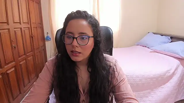 Venus cat  online show from October 1, 2025, 3:16 pm