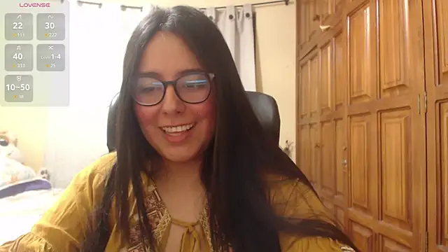 Venus cat  online show from June 28, 2026, 10:38 pm