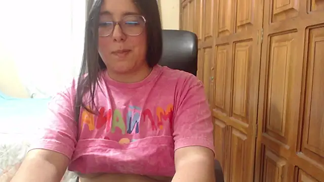Venus cat  online show from July 5, 2026, 4:19 am