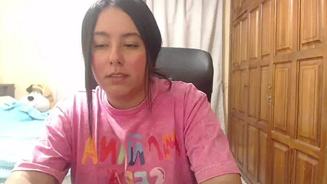 Venus cat  online show from June 9, 2026, 10:55 pm
