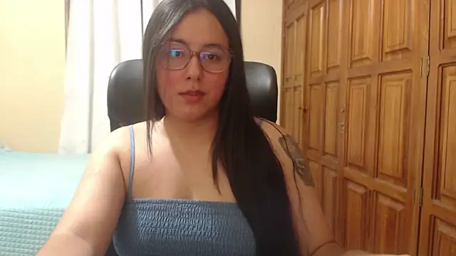 Venus cat  online show from July 26, 2026, 3:13 am