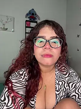 Solaangel  online show from October 1, 2025, 4:39 am