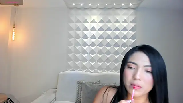 NatalieLewis online show from January 15, 2026, 12:08 pm