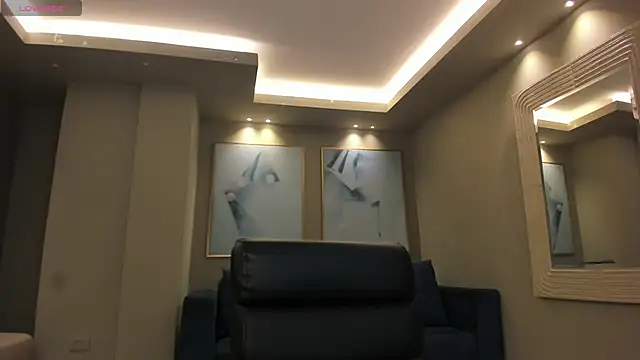 EmilyJohnsonX1 online show from October 31, 2025, 3:25 am