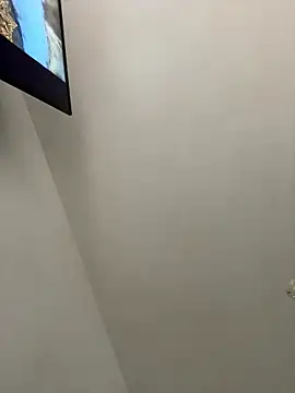 LindaSalo33 online show from January 10, 2026, 7:31 pm