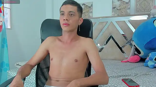 Snapshot of Boy_sexy70 chatting on October 2, 2025, 10:02 pm Boy sexy70 online show from October 2, 2025, 10:02 pm
