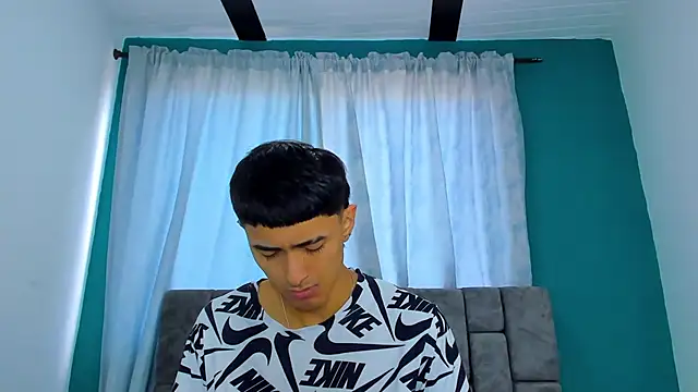 Anthony carter online show from November 27, 2025, 1:33 pm