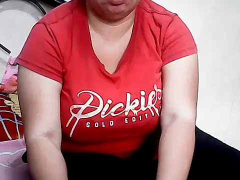 Snapshot of HornyPussie69 chatting on June 25, 2026, 12:19 am HornyPussie69 online show from June 25, 2026, 12:19 am