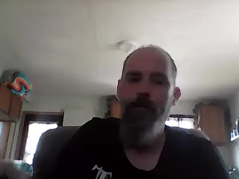 crazyheratic8 online show from April 8, 2026, 3:57 pm