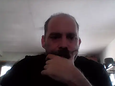 crazyheratic8 online show from November 30, 2025, 8:53 pm