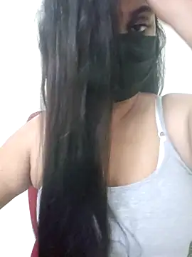 Snapshot of Dheronika_sweetie chatting on January 16, 2026, 2:04 am Dheronika sweetie online show from January 16, 2026, 2:04 am