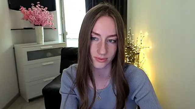 GoldenRose  online show from March 12, 2026, 2:10 pm