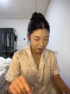 chibaoao66 online show from October 30, 2025, 6:23 am