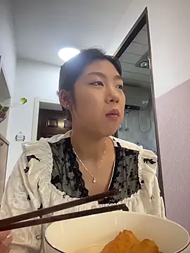 chibaoao66 online show from October 26, 2025, 12:44 am