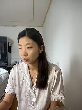 chibaoao66 online show from October 31, 2025, 5:04 am