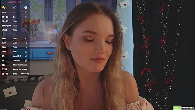 JulieLupo online show from March 25, 2026, 6:46 am