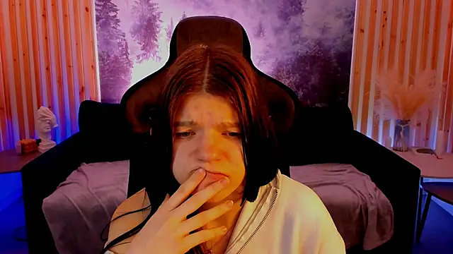 StasyaCollins online show from October 24, 2025, 3:11 pm