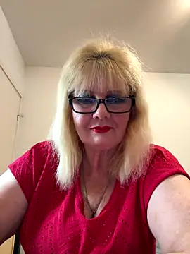 BoloshkaBlonda online show from October 12, 2025, 5:58 pm