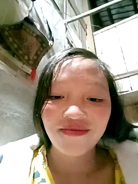 Minkine022 online show from December 1, 2025, 8:26 am