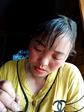 Snapshot of Minkine022 chatting on April 5, 2026, 7:26 am Minkine022 online show from April 5, 2026, 7:26 am