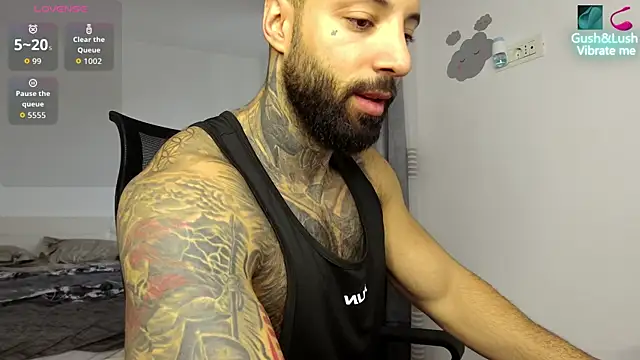 Snapshot of MasculineGuy99 chatting on November 26, 2025, 7:08 am MasculineGuy99 online show from November 26, 2025, 7:08 am