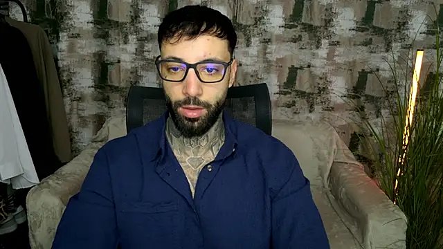 MasculineGuy99 online show from February 18, 2026, 9:28 am