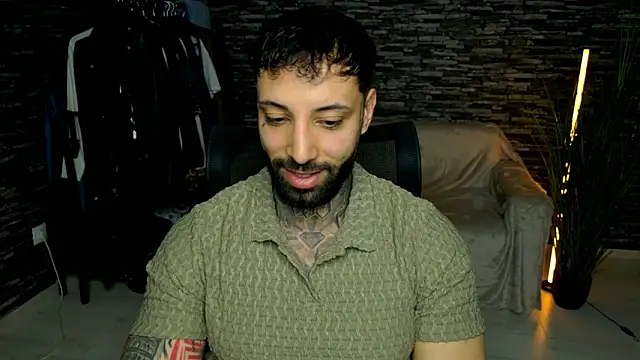 MasculineGuy99 online show from March 17, 2026, 8:34 pm