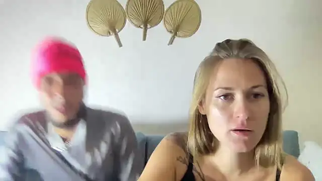 Snapshot of katslive chatting on October 26, 2025, 1:00 pm katslive online show from October 26, 2025, 1:00 pm