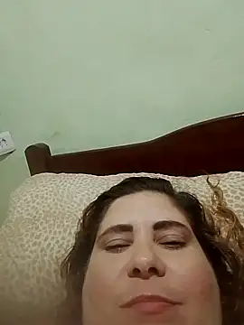 Snapshot of Thataanjinha chatting on October 4, 2025, 2:46 am Thataanjinha online show from October 4, 2025, 2:46 am