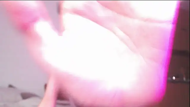 SophieDiamond Xx online show from January 14, 2026, 7:50 pm