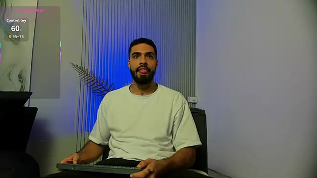 Snapshot of JacobOconner chatting on October 24, 2025, 12:37 pm JacobOconner online show from October 24, 2025, 12:37 pm