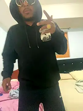 verganegra67 online show from October 1, 2025, 5:50 pm