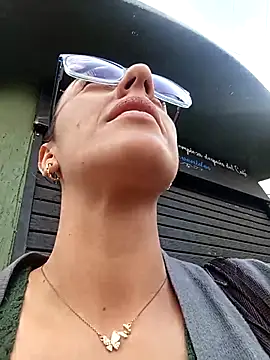 Jade 1-9 online show from October 13, 2025, 8:10 pm