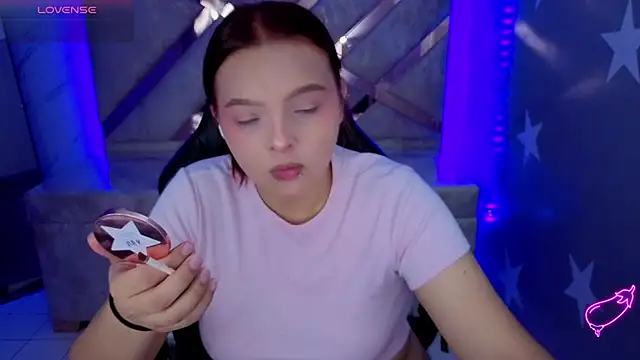 Snapshot of mia_foster_t chatting on May 20, 2026, 1:08 pm mia foster t online show from May 20, 2026, 1:08 pm