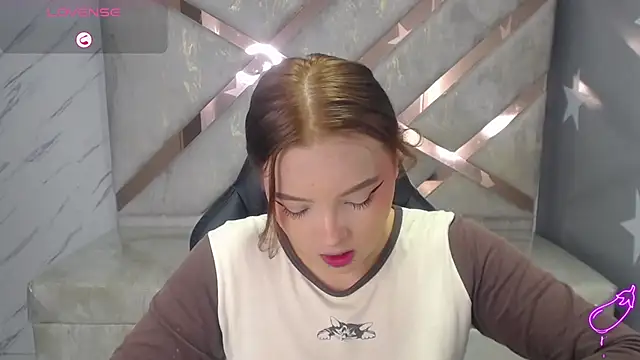 Snapshot of mia_foster_t chatting on April 6, 2026, 1:12 pm mia foster t online show from April 6, 2026, 1:12 pm