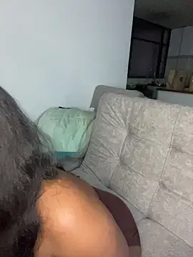 Snapshot of mitschellfox21 chatting on December 17, 2025, 1:10 am mitschellfox21 online show from December 17, 2025, 1:10 am