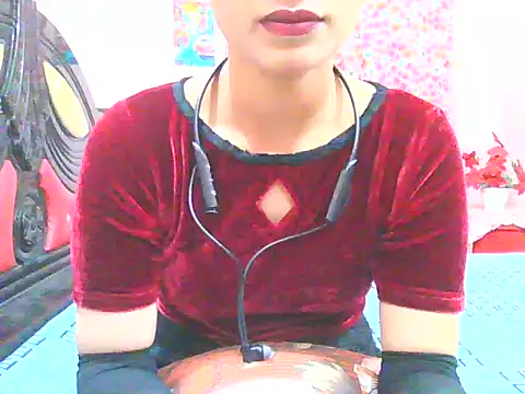 night queeen7 online show from November 18, 2025, 6:33 pm