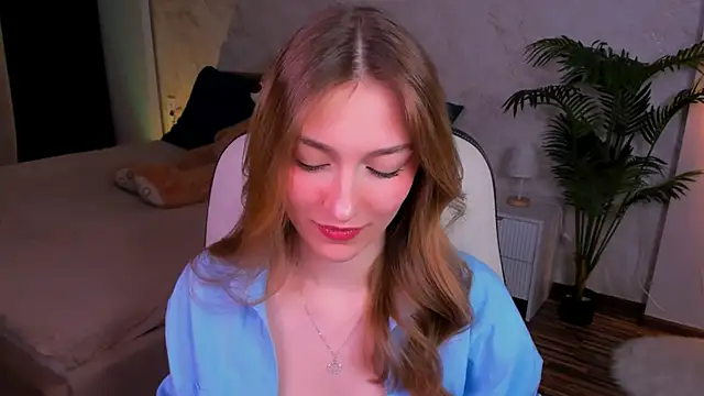 AngelAnabelle online show from October 10, 2025, 9:04 pm