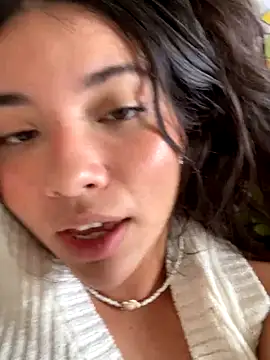 Jules Angel online show from October 7, 2025, 9:05 pm