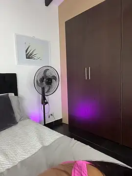 ArieliciousXXX online show from February 28, 2026, 1:11 pm