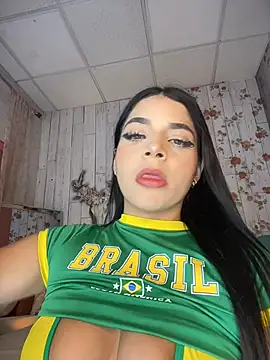 ArieliciousXXX online show from April 23, 2026, 1:13 pm