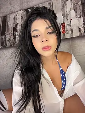 ArieliciousXXX online show from May 6, 2026, 1:04 pm