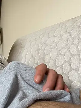 Sikici17cm555 online show from February 17, 2026, 9:06 am