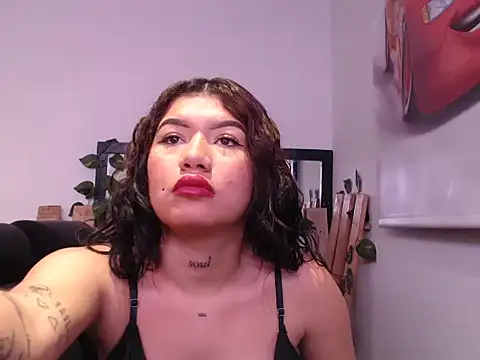 atenea blu online show from November 14, 2025, 4:16 am