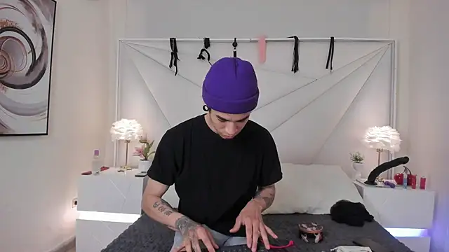 conjuring  online show from November 18, 2025, 3:10 am