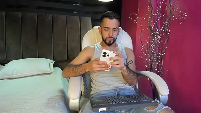 Lobo sex21 online show from October 20, 2025, 8:42 pm