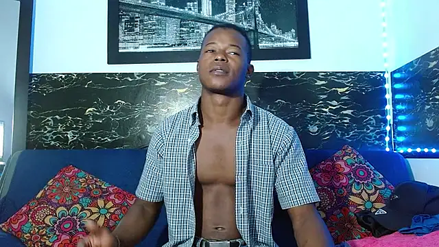 Snapshot of Dark_stallionX chatting on October 10, 2025, 3:02 pm Dark stallionX online show from October 10, 2025, 3:02 pm