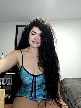 tutisex  online show from January 8, 2026, 5:46 am