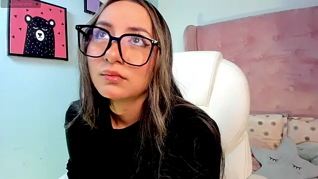 Vanelope evanss online show from October 11, 2025, 12:39 pm