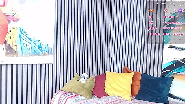 Marianabigass online show from November 6, 2025, 12:31 pm